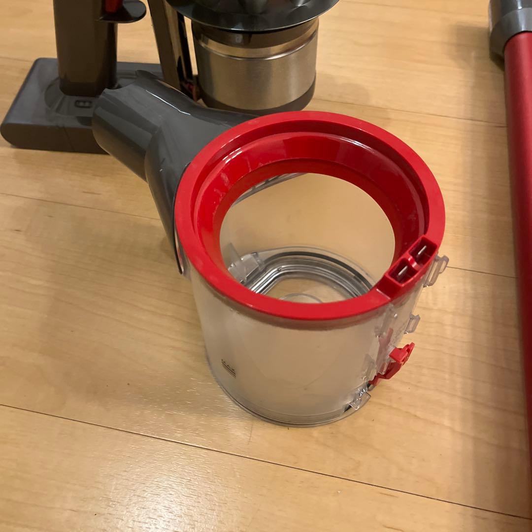 Dyson V8 Slim Fluffy 本体　「ジャンク品扱い」