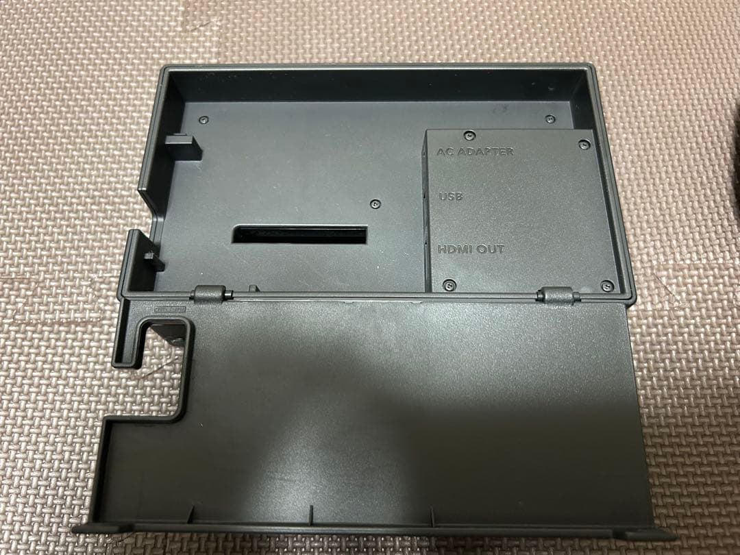 Nintendo Switch 本体 SDカード128GB、本体ハードケース付き