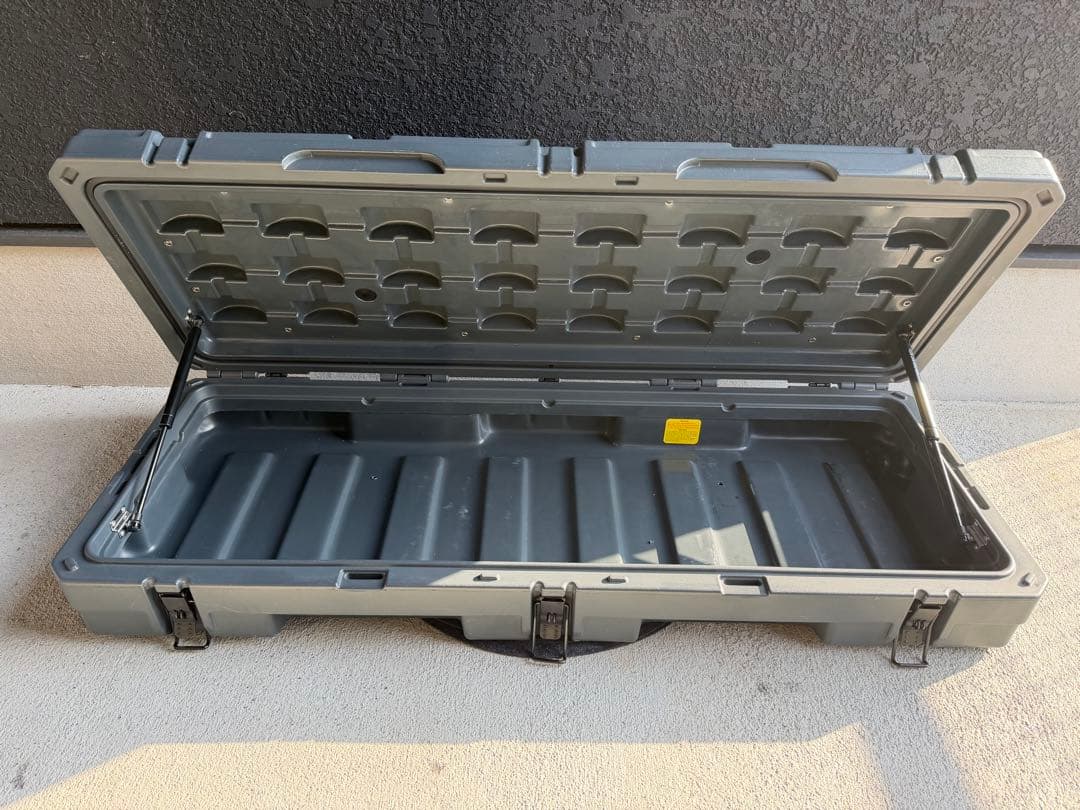 美品　①83L AVA STORAGE BOX ラギッドケース　2個セット
