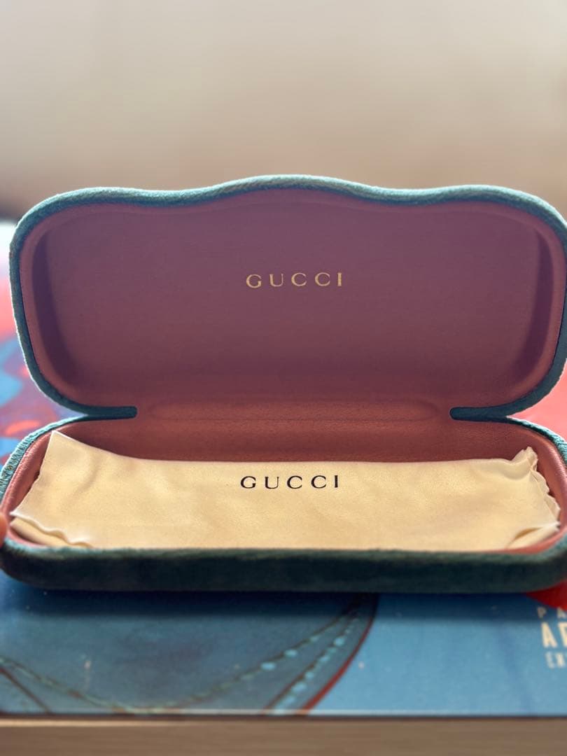 GUCCI サングラス ブラック