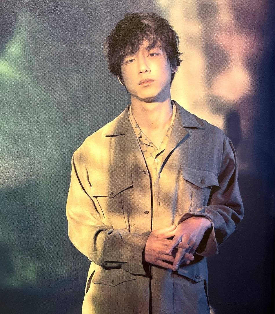 39 俳優 坂口健太郎 さん 切り抜き