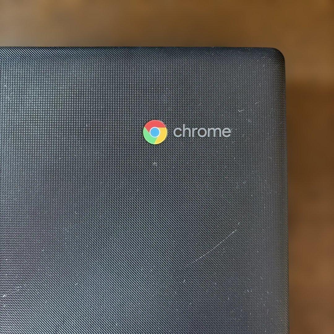 Chromebook本体 Lenovo chrome book S330