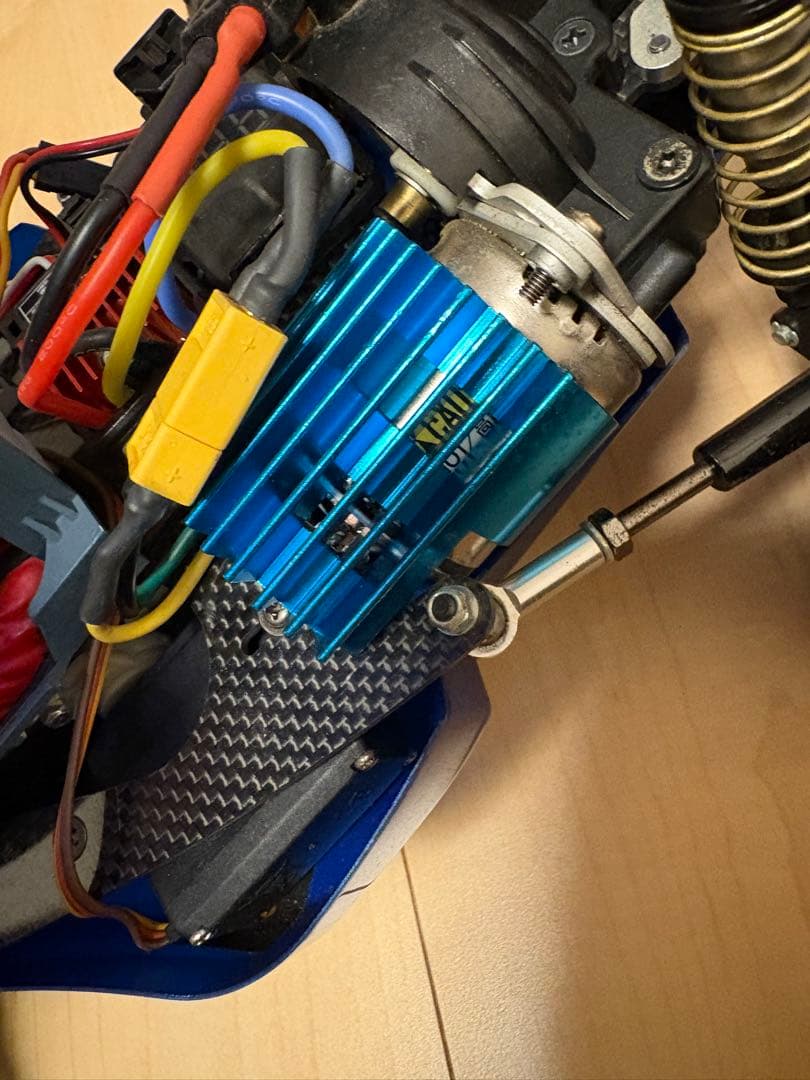 タミヤ アバンテ2011 ラジコン 完成品 アンプ モーター サーボ付き