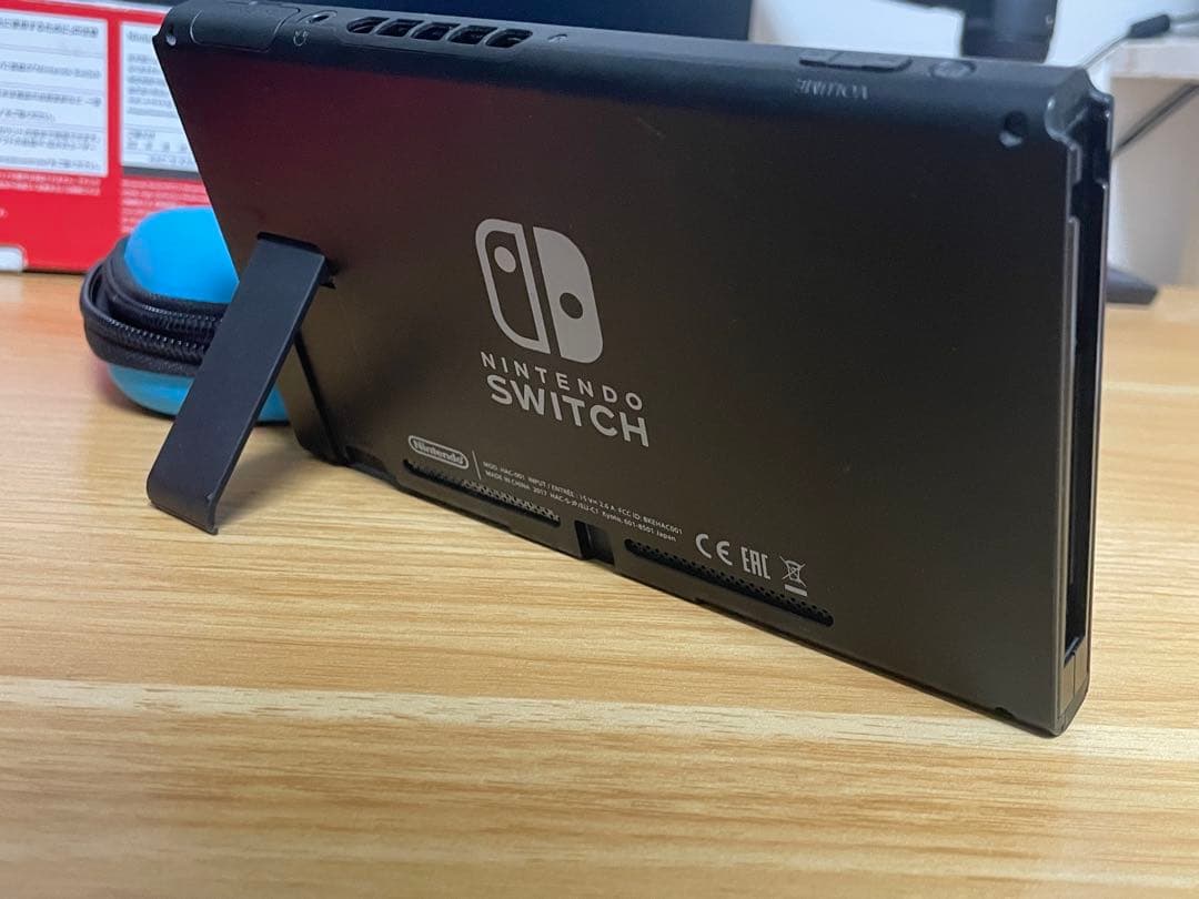 Nintendo Switch 本体 周辺機器 SDカード ケース