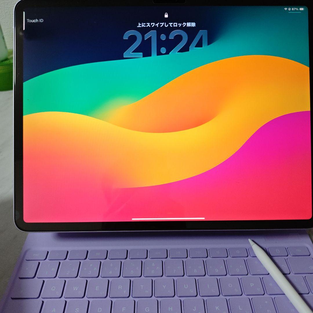 k*7様 iPad Air 13インチ(M2) 256GB キーボード　アップル