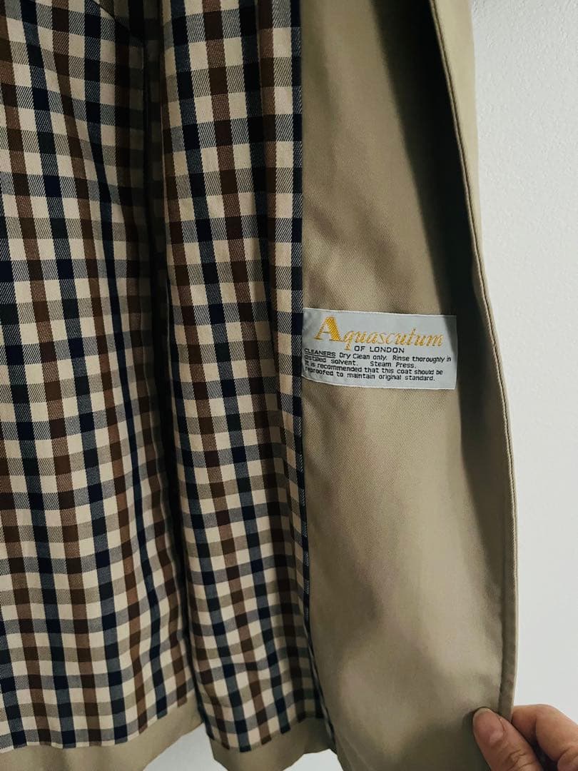aquascutum アクアスキュータム ベージュ トレンチコート チェック裏地