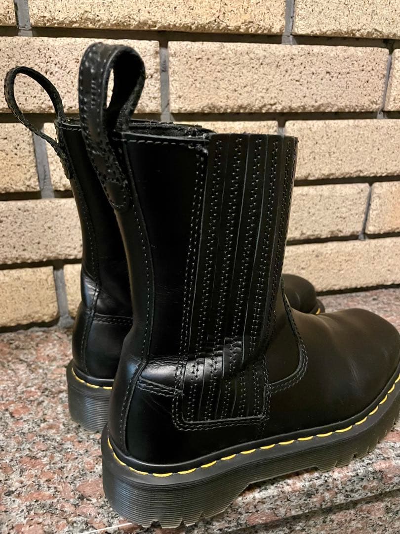まるちゃん　Dr.Martens ドクターマーチン サイドジップ ブーツ