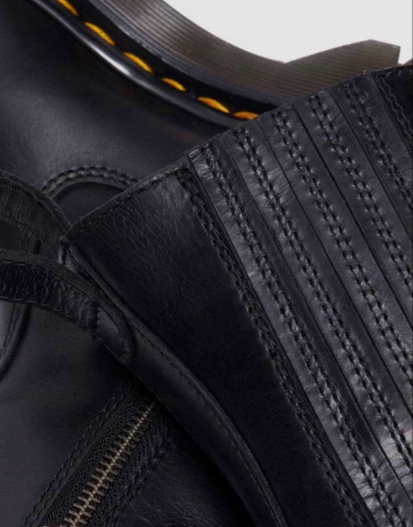 まるちゃん　Dr.Martens ドクターマーチン サイドジップ ブーツ