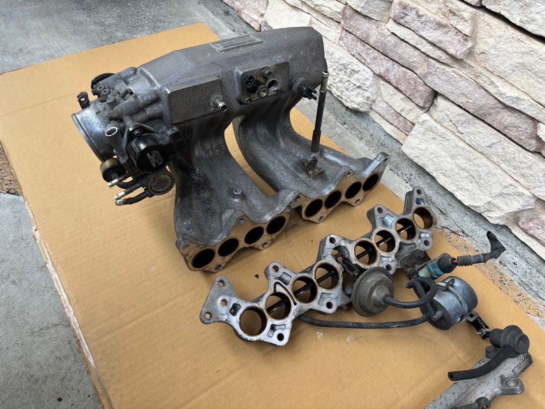 4AG エンジン　 インテークマニホールド　 バキュームセンサー　AE86純正