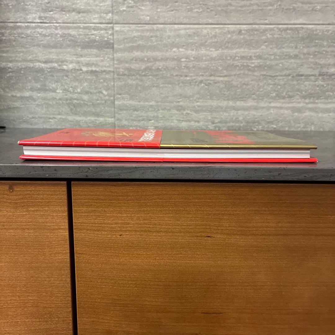 村上裕二画集　ウルトラマンの世界
