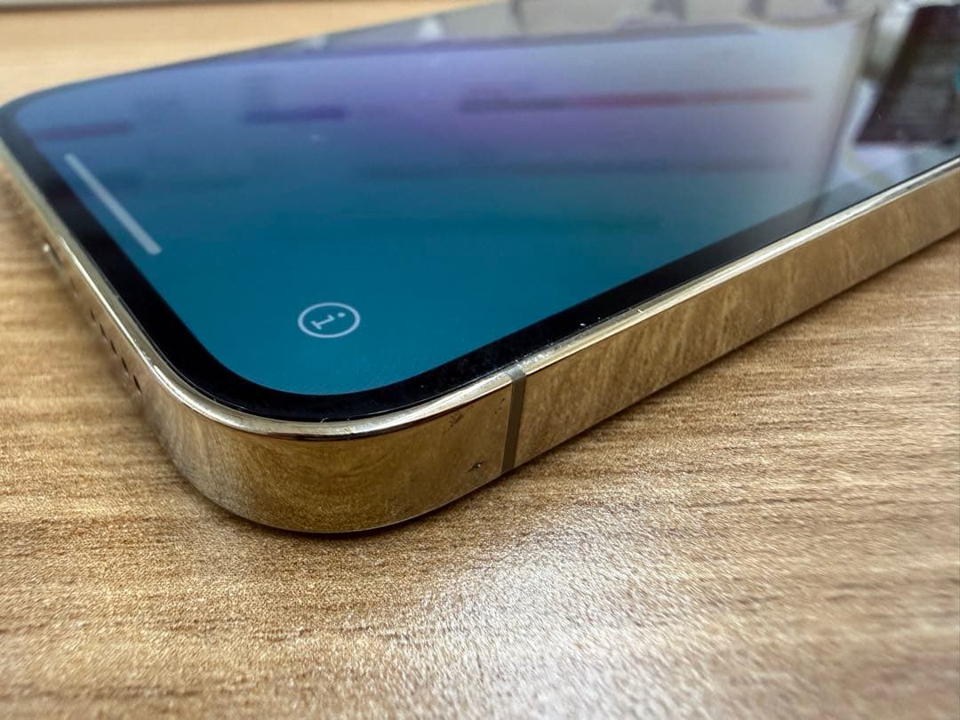 iPhone 12 Pro 128GB ゴールド 84% 判定○ 新品ケーブル付