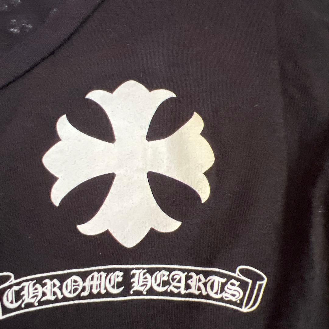 CHROME HEARTS ブラック Vネック Tシャツ