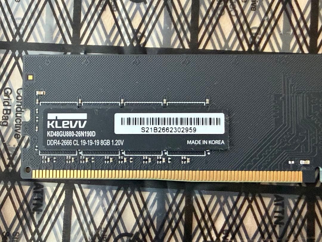 KLEVV DDR4-2666 16GB(8×2)