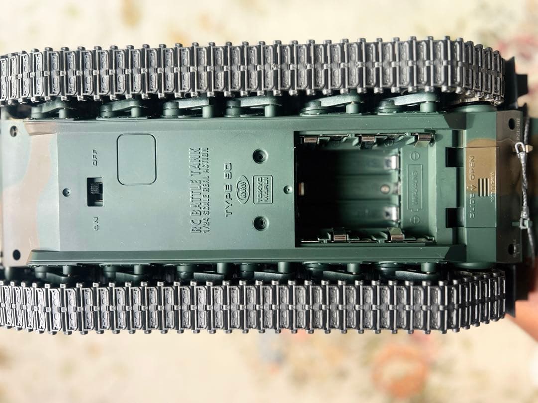 東京マルイ90代戦車TYPE 90 RCバトルタンク