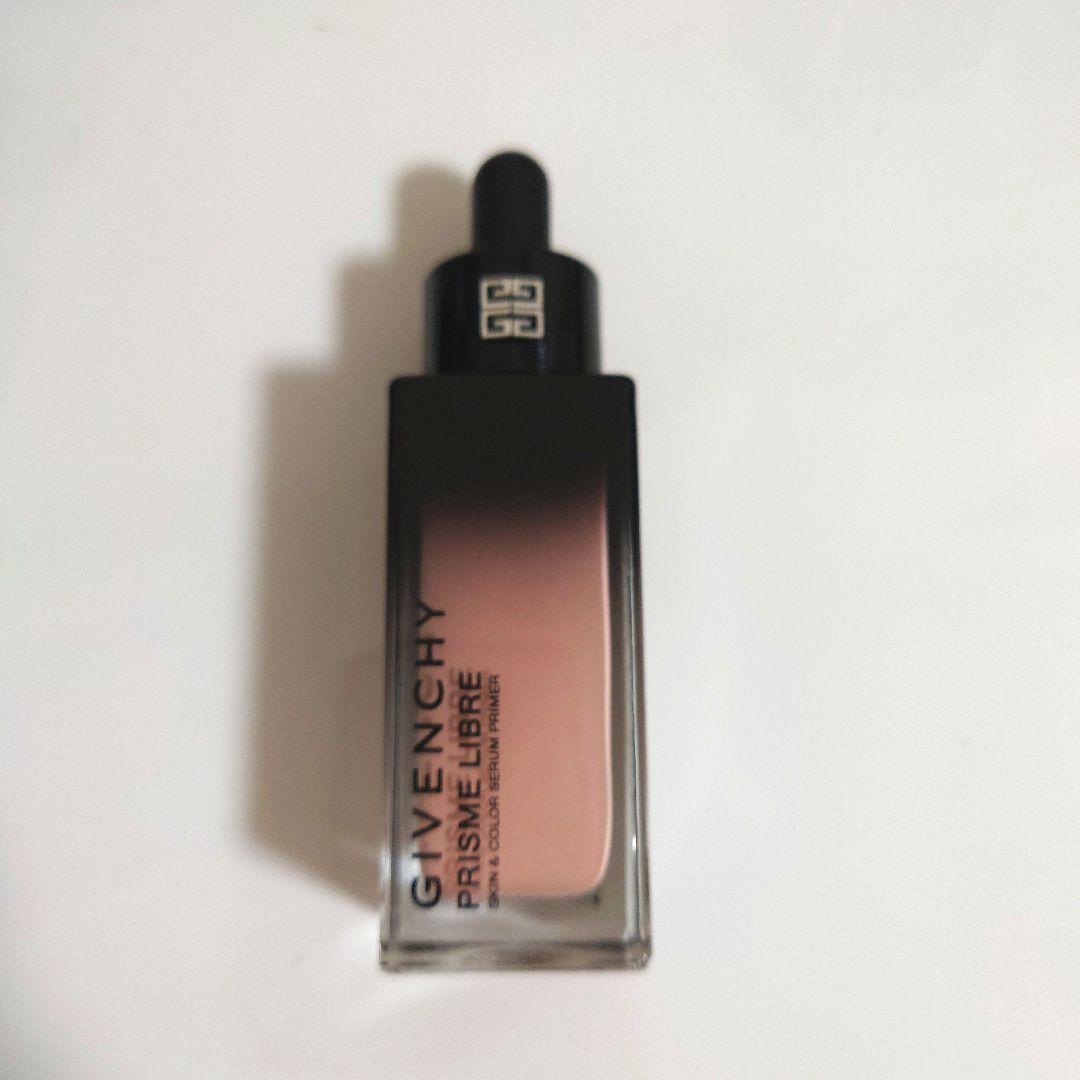GIVENCHY プリズム・リーブル・ケア＆カラー・セラム・プライマー（ピンク）