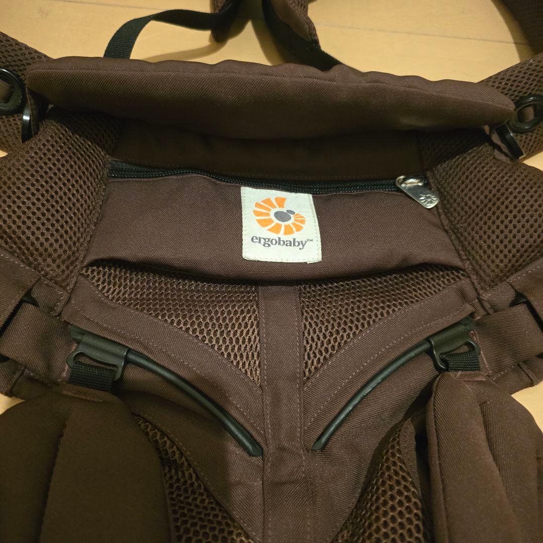 Ergobabyオムニ360ブラウン人気の限定色