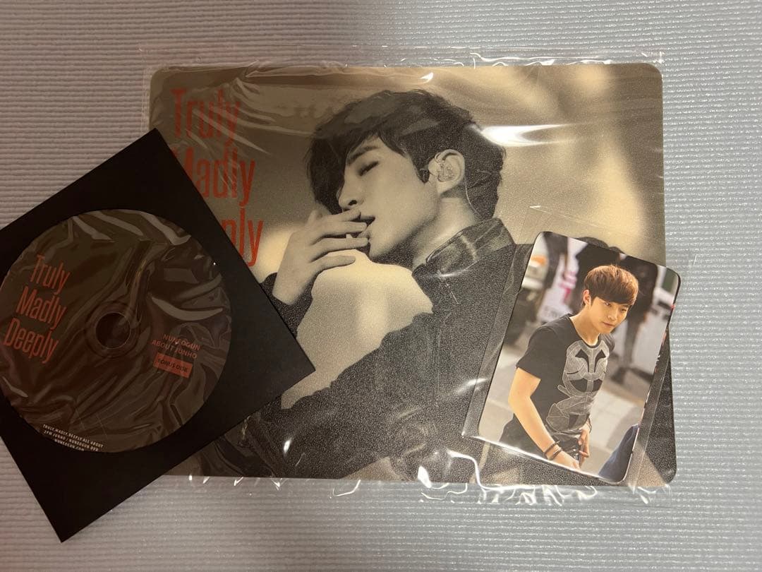 2PM ジュノ JUNHO DVD&フォトブック（おまけ銀テープ）