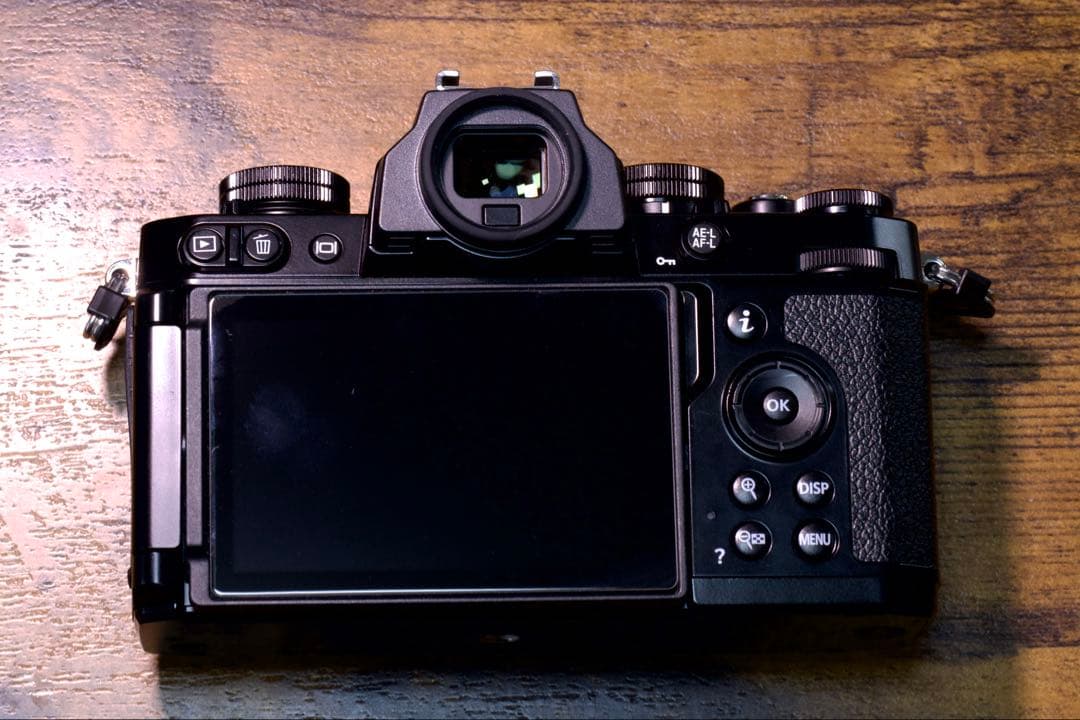 Nikon Zfc ブラック 美品 シャッターカウント700回以下