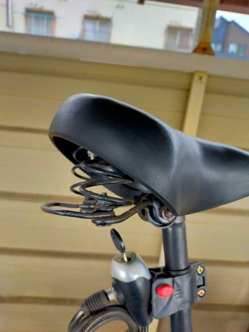 送料込み 防犯登録なし 折りたたみ自転車 後輪パンク バスケット付き