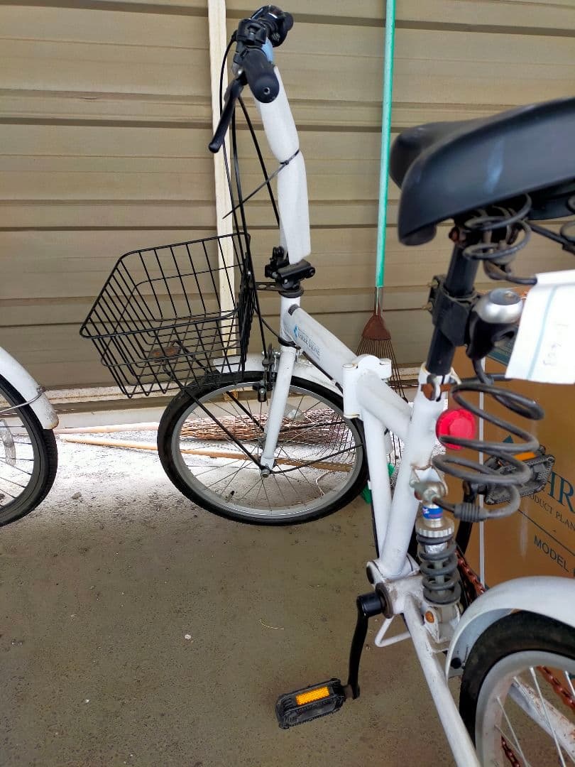 送料込み 防犯登録なし 折りたたみ自転車 後輪パンク バスケット付き
