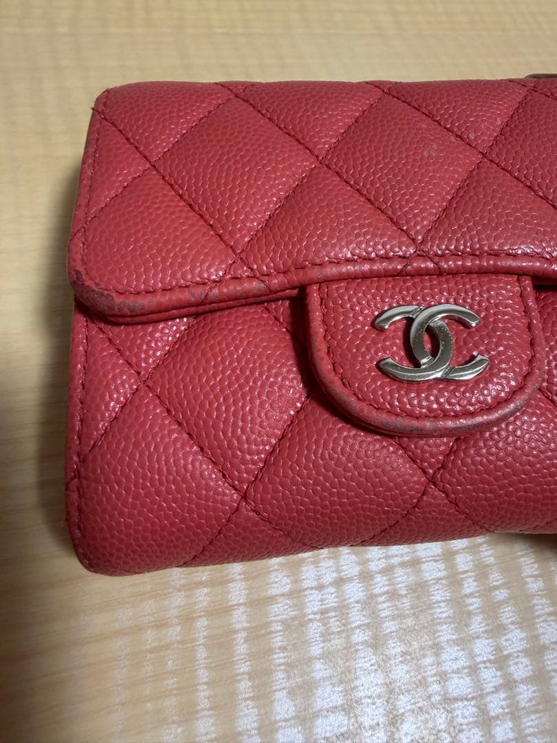 eriy CHANEL 三つ折り財布 キャビアスキン