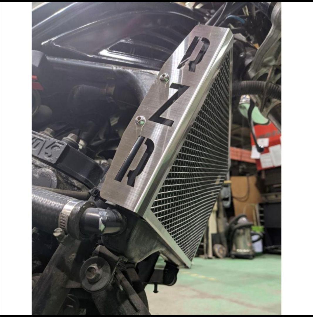 RZ250R　ラジエーターカバー　ステー付