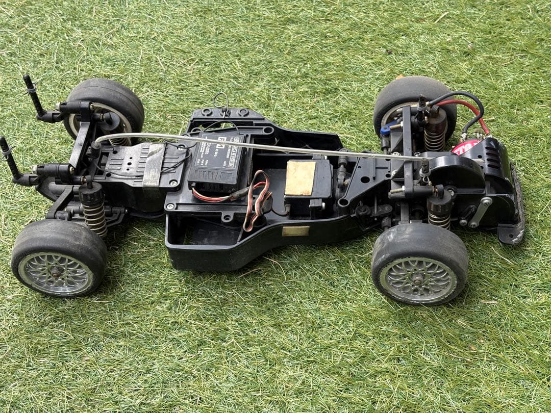 タミヤ　ツーリングカー　FFモデル