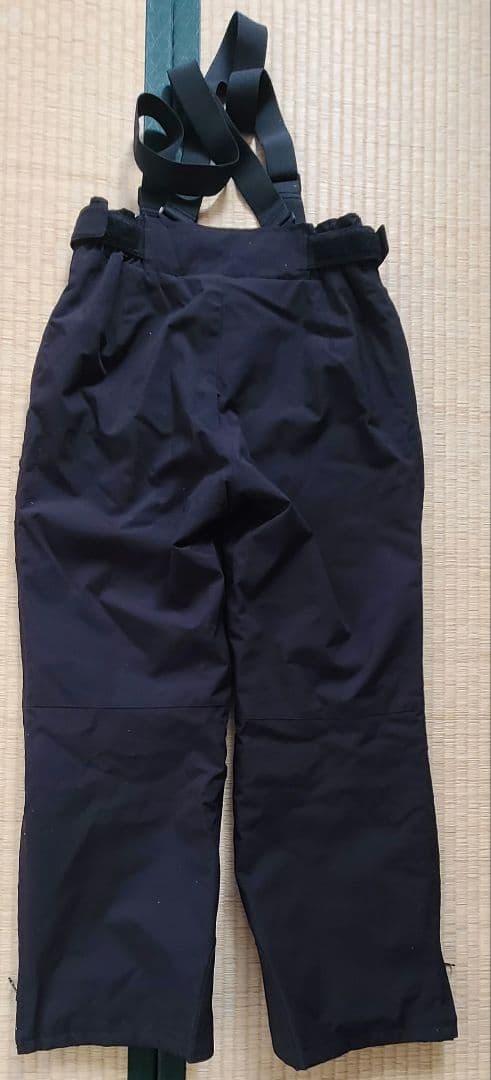 【美品】ONYONE（オンヨネ） スキーウェア　上下セット　150cm
