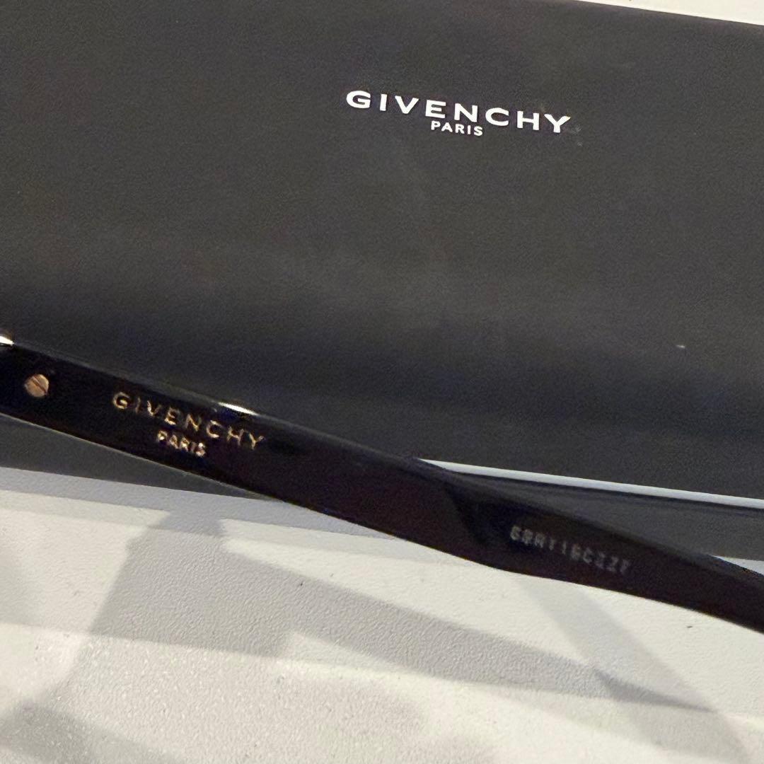 GIVENCHY ブラック サングラス
