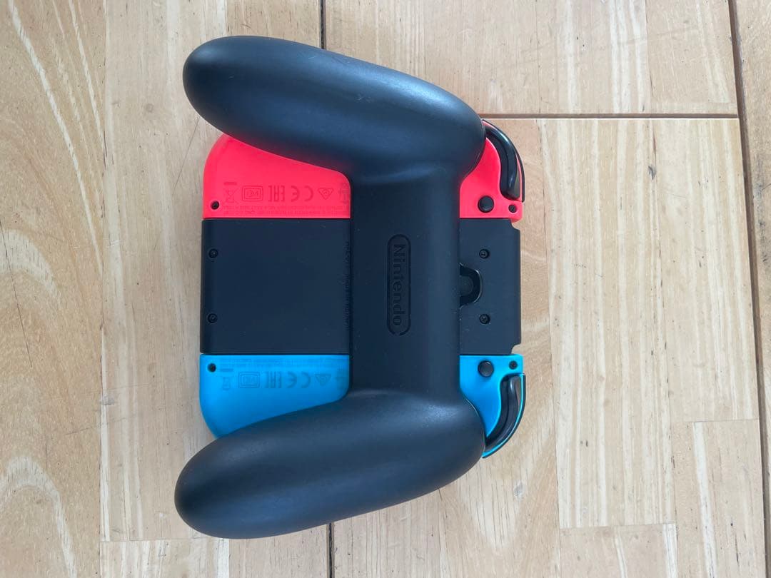【美品】Nintendo Switch本体
