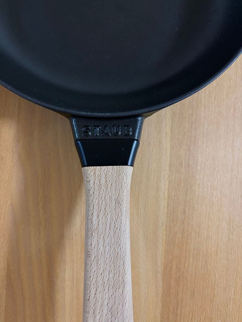 ストウブ　フライパン　24cm