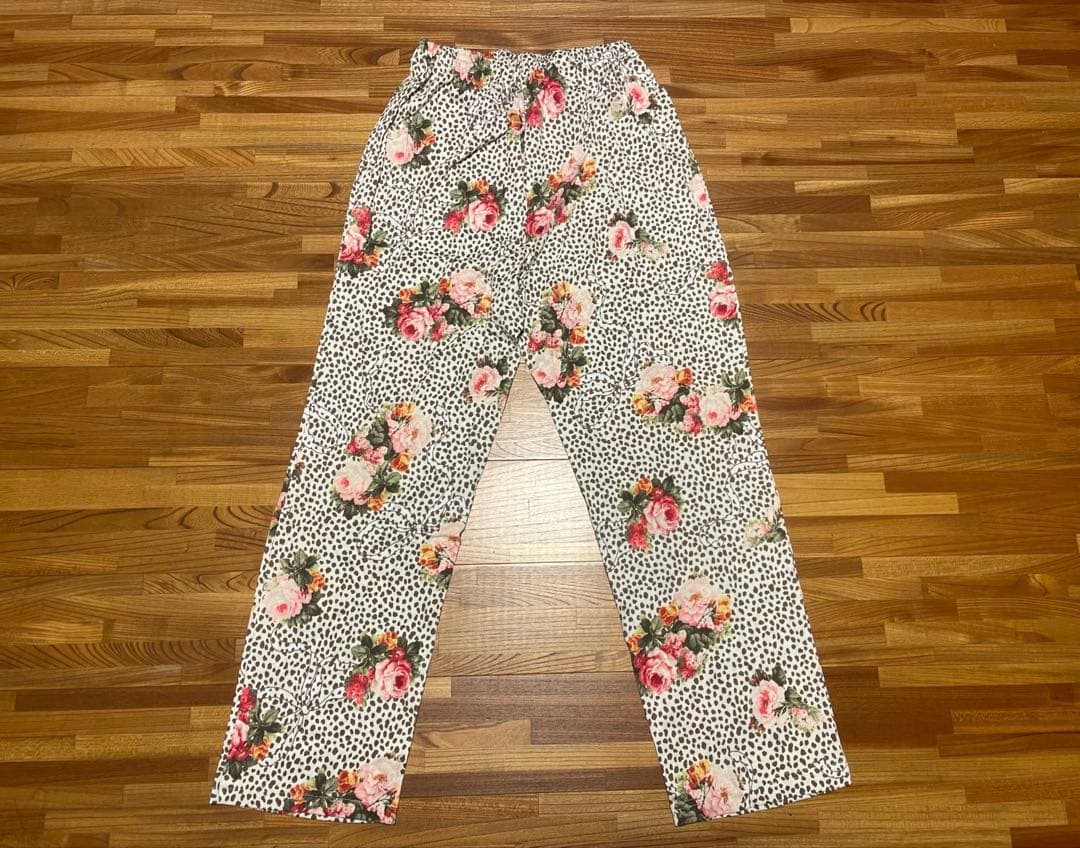 TUNIC 鴨居羊子 レディース⭐︎薔薇柄ドット パジャマ上下 ⭐︎ 値札付新品