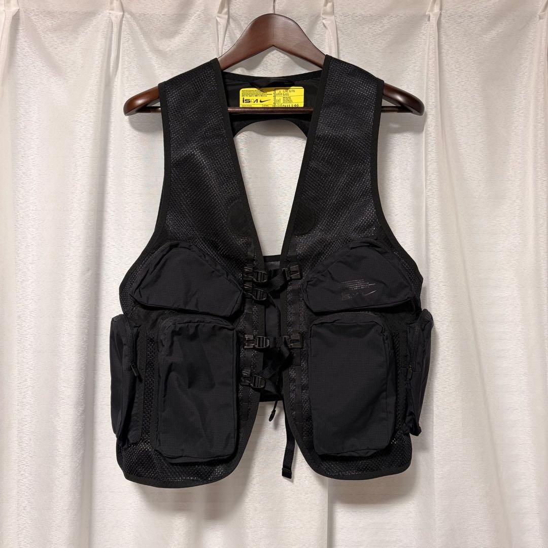 ナイキラボ　ispa　メッシュベスト　L/XL　黒ブラック