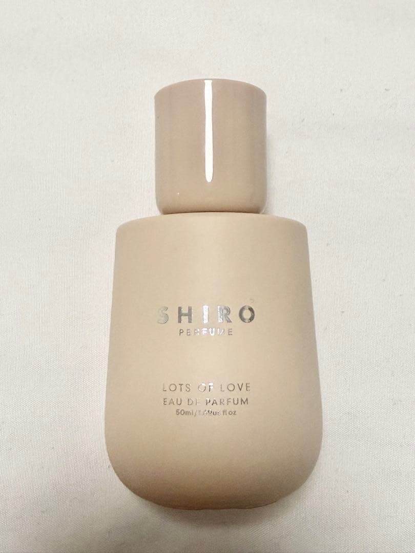 k*o様 【完売品】2025ホリデー SHIRO LOTS OF LOVE 香水