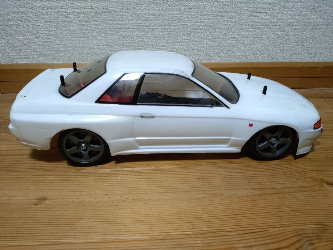 タミヤ　TA01　シャーシ　スカイライン　GT-R　ボディ　ラジコン　セット