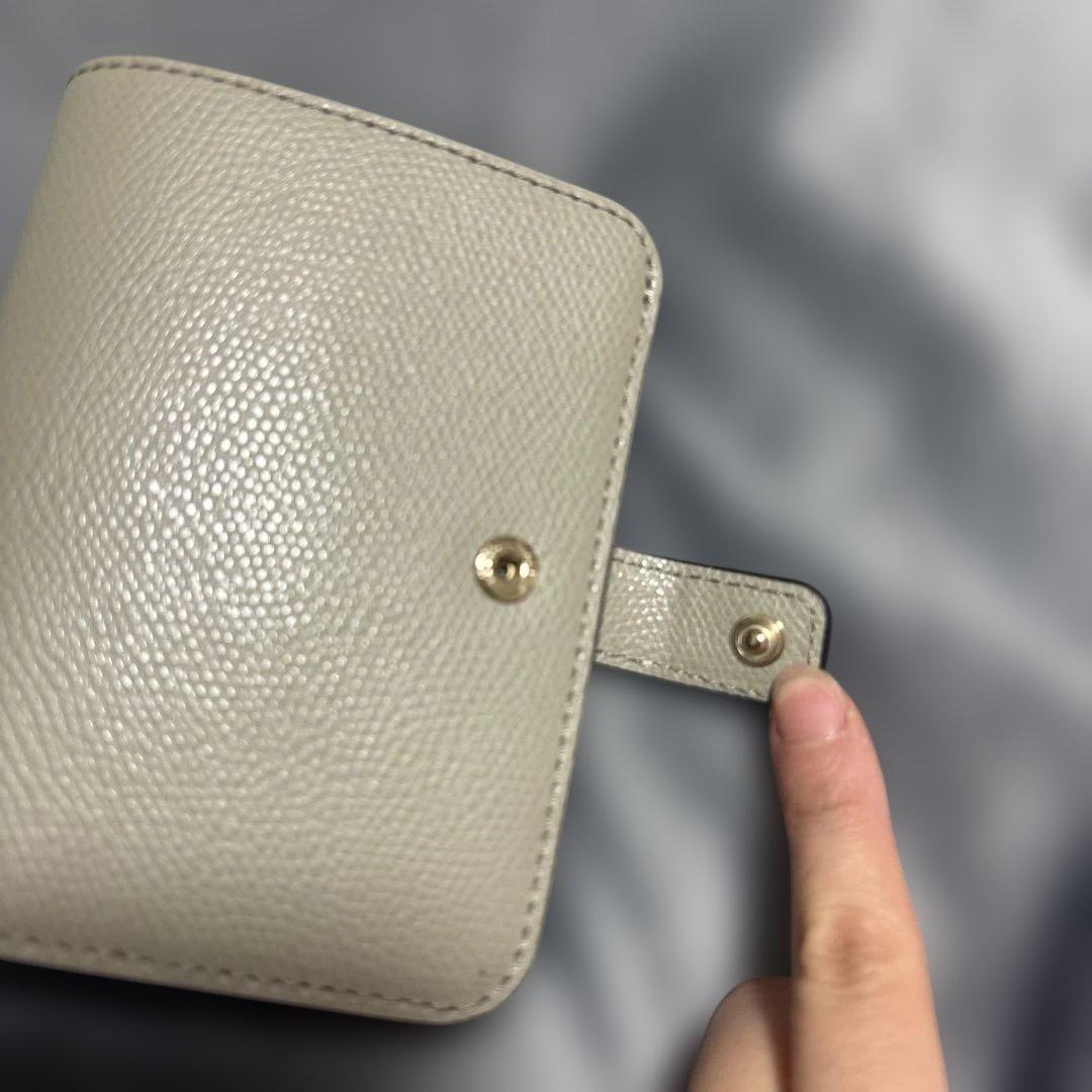 FURLA 二つ折り財布 グレー