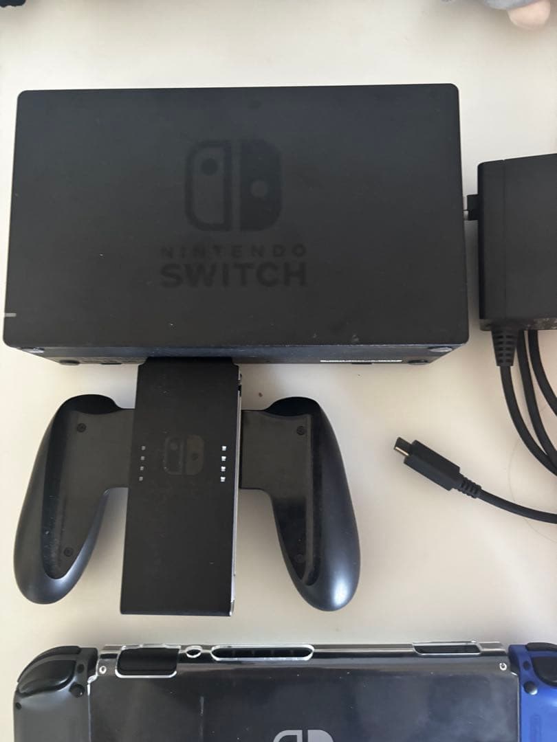 Nintendo Switch 本体 青/黒 Joy-Con付き