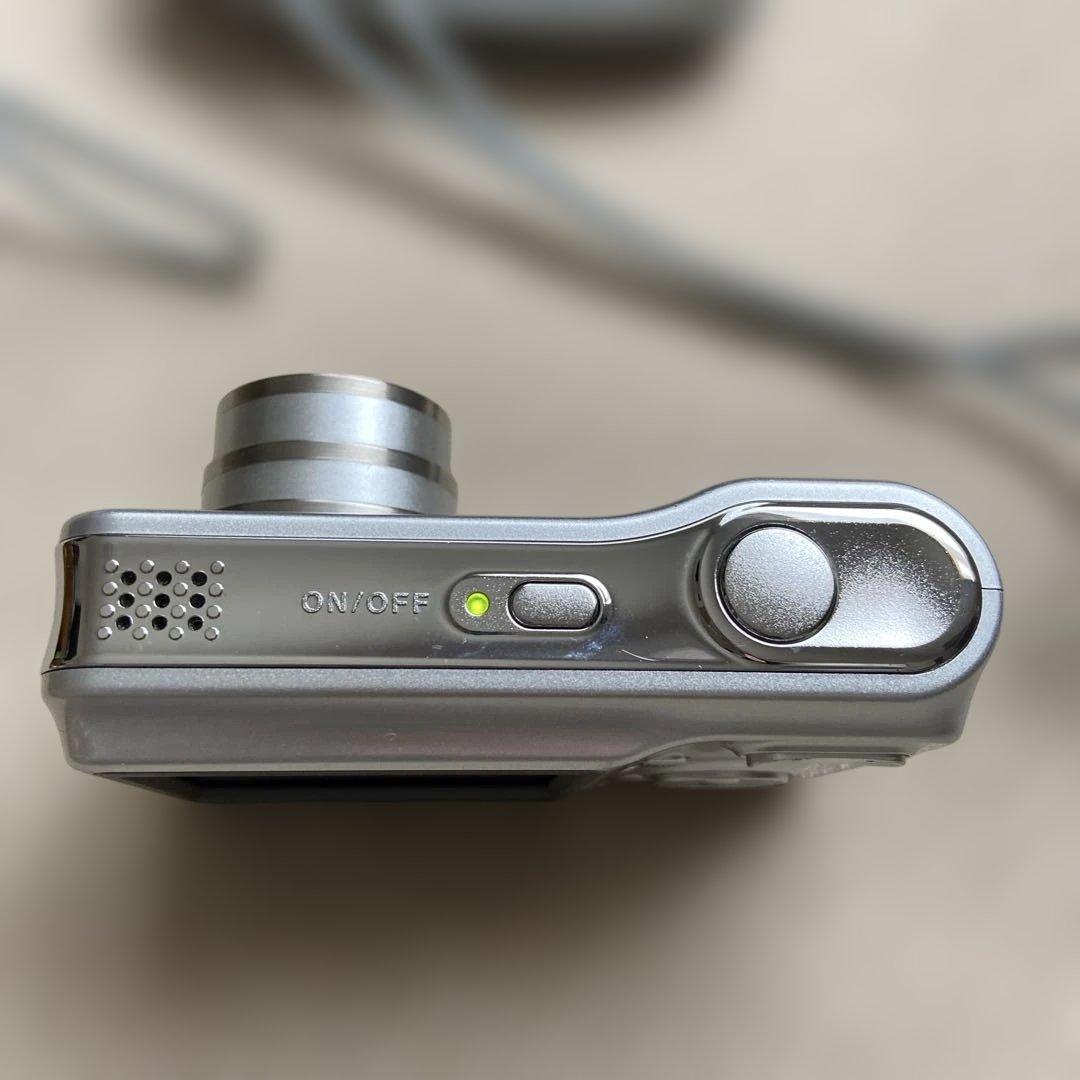 動作確認済Nikon COOLPIX L3 シルバー　単三電池２本使用