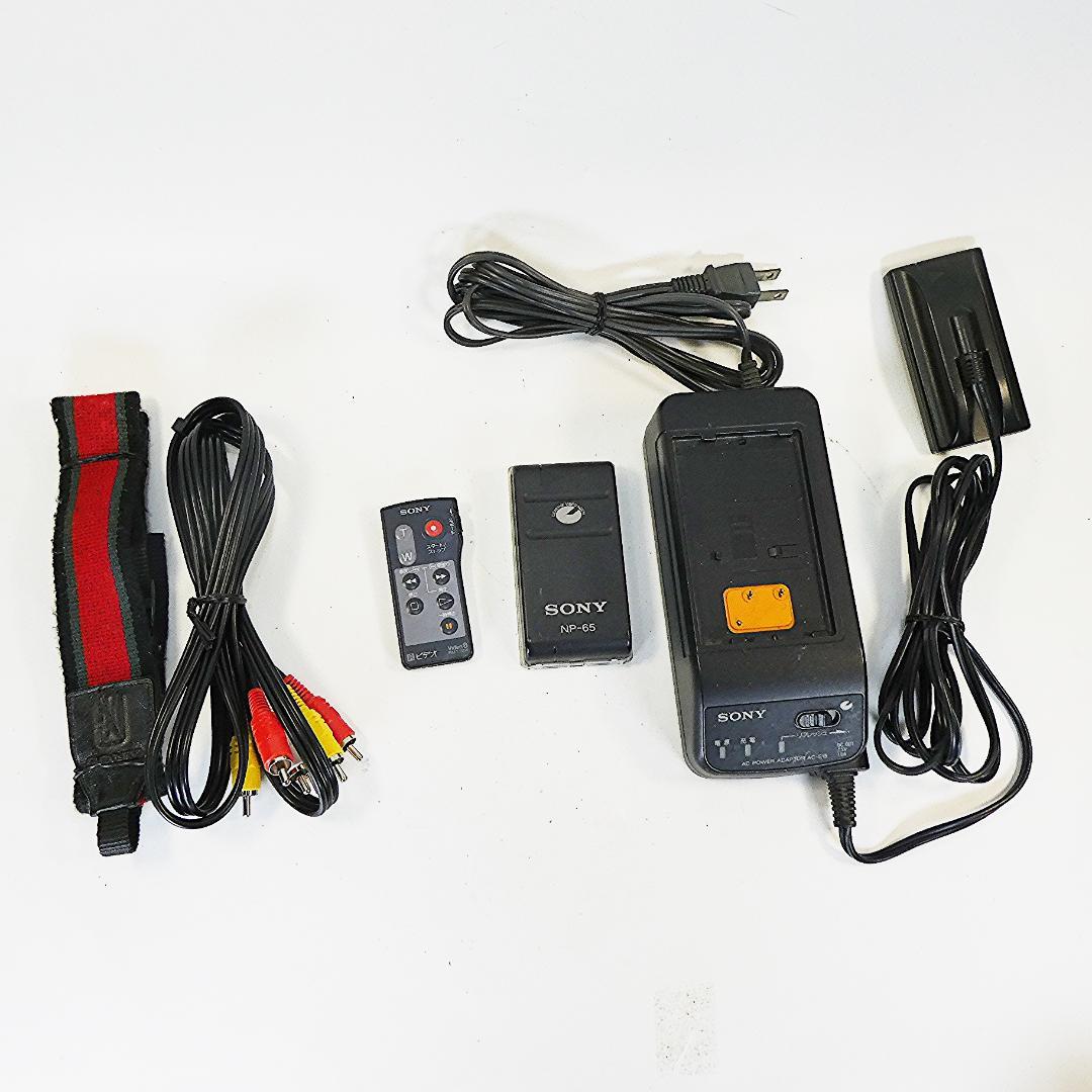 ソニーCCD-TR705 動作良好 VideoHi8ビデオカメラ　DVD化に最適