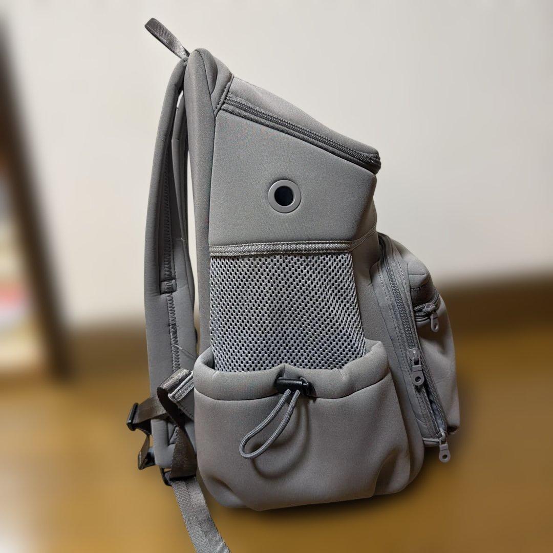 【極美品】ネオプレーンバックパックキャリーMサイズ【CITYDOG】