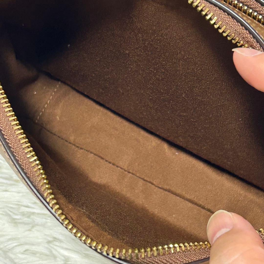 ✨極美品✨【COACH】シグネチャー ショルダーバック カメラバッグ レザー