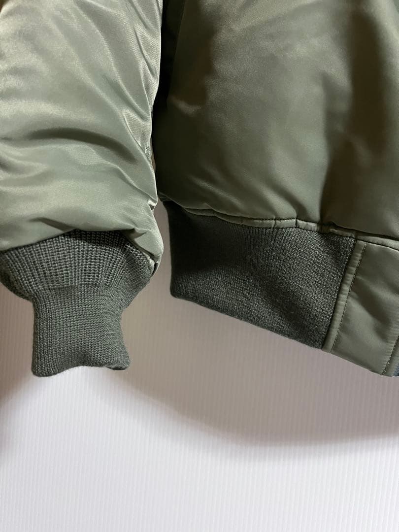 希少 極美品AVIREX MA-1 ジャケット オリーブ 近年モデル 2XL