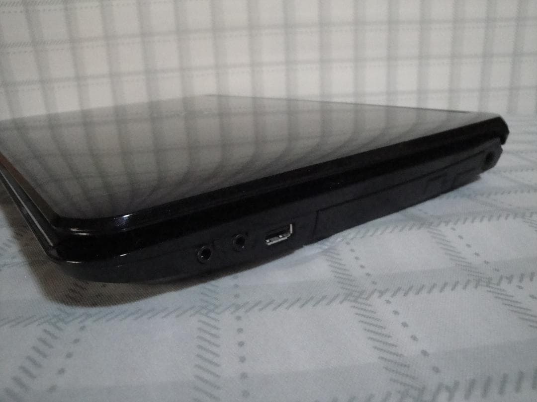 富士通 AH56/D　ノートPC 　SSD 500GB