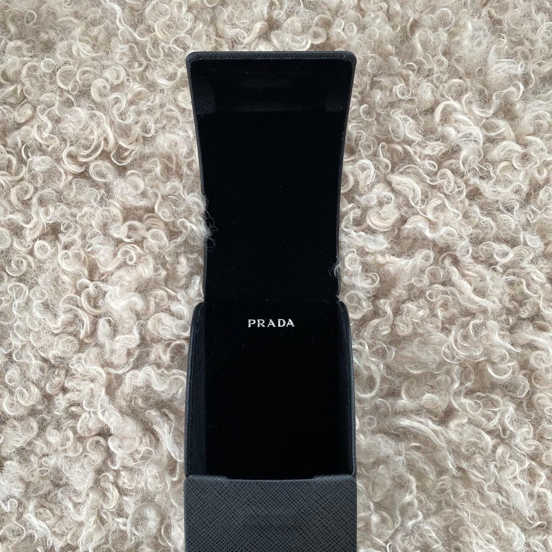 PRADA サングラス　レディース　黒