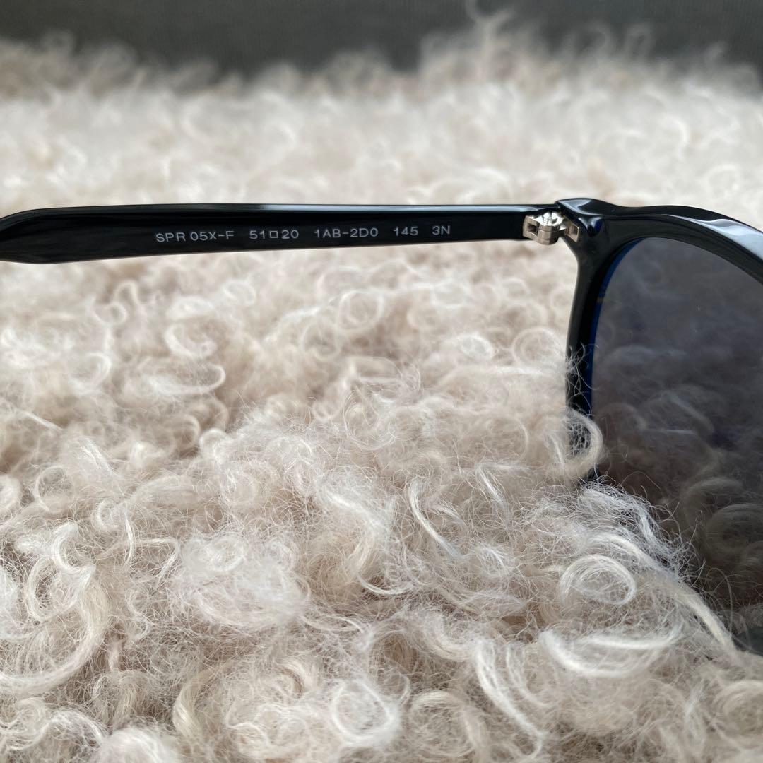 PRADA サングラス　レディース　黒