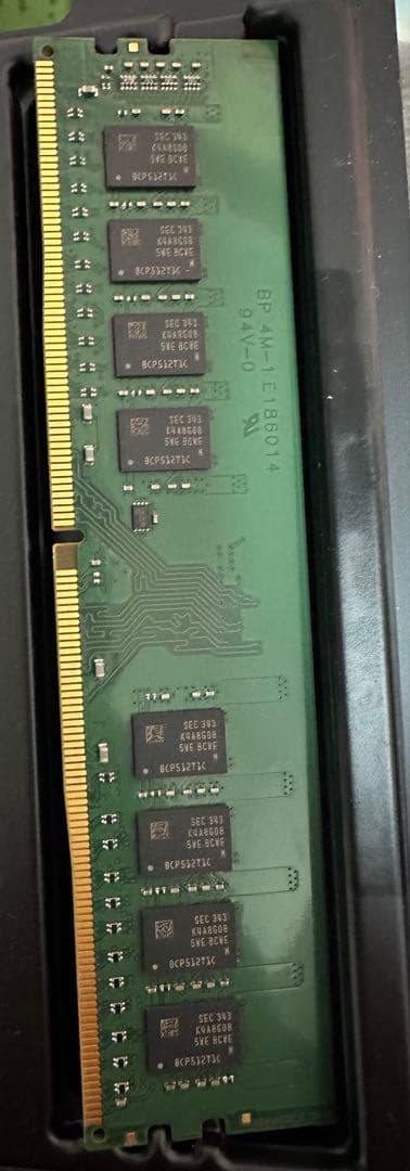 サムスン製チップ D4D3200- DDR4 PC4-25600 16GB 2枚