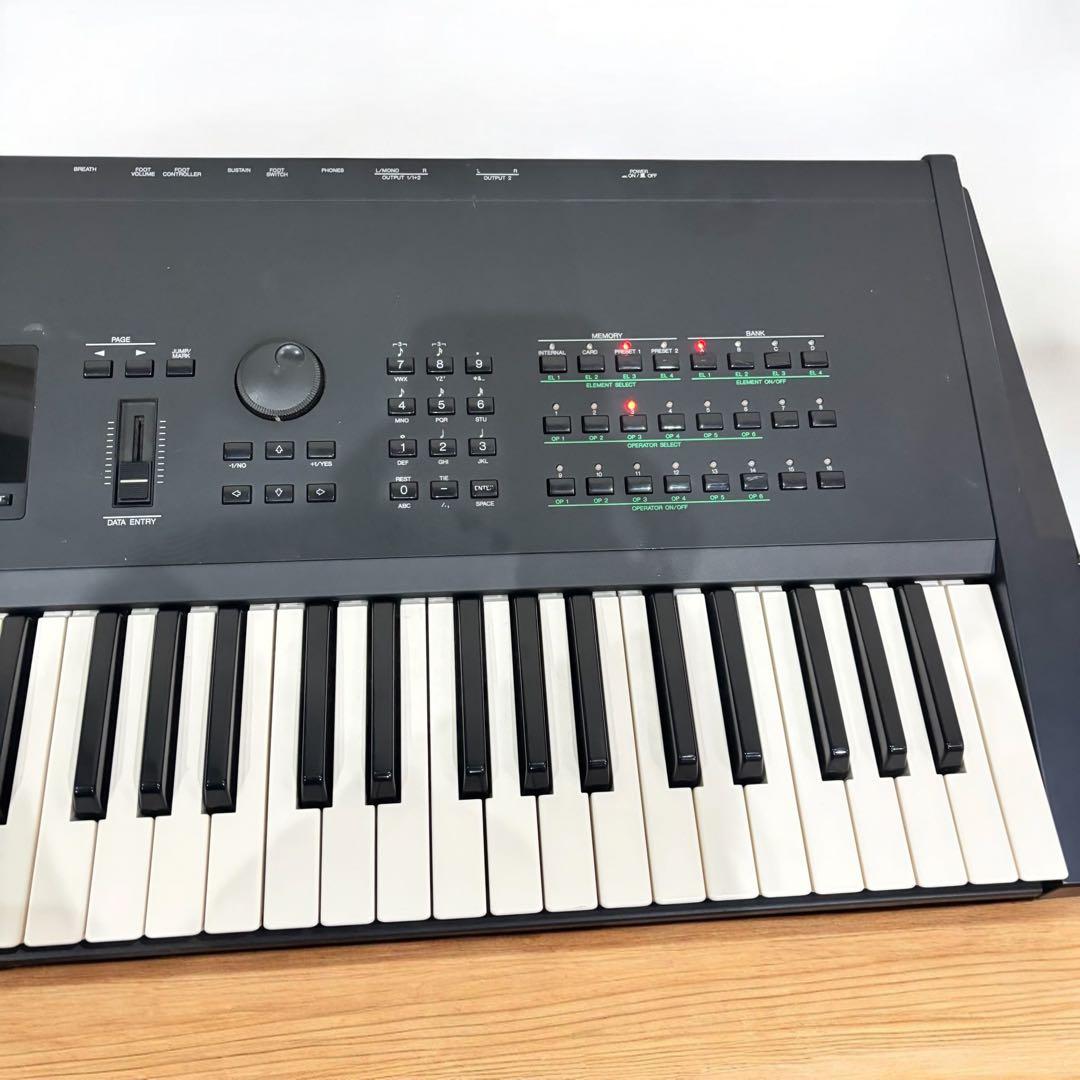 動作品✨ヤマハ SY77 シンセサイザー 61鍵盤 説明書完備 美品 音出しOK