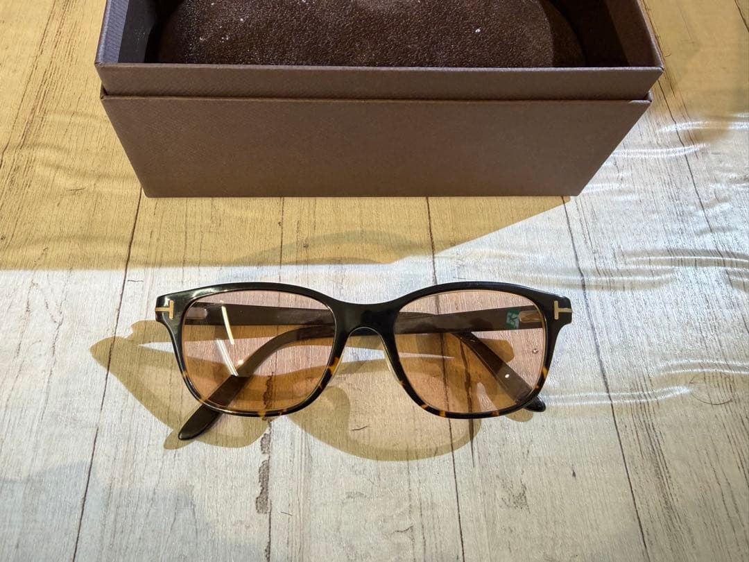 TOM FORD TF5196001 サングラス ライトブラウン　度なし