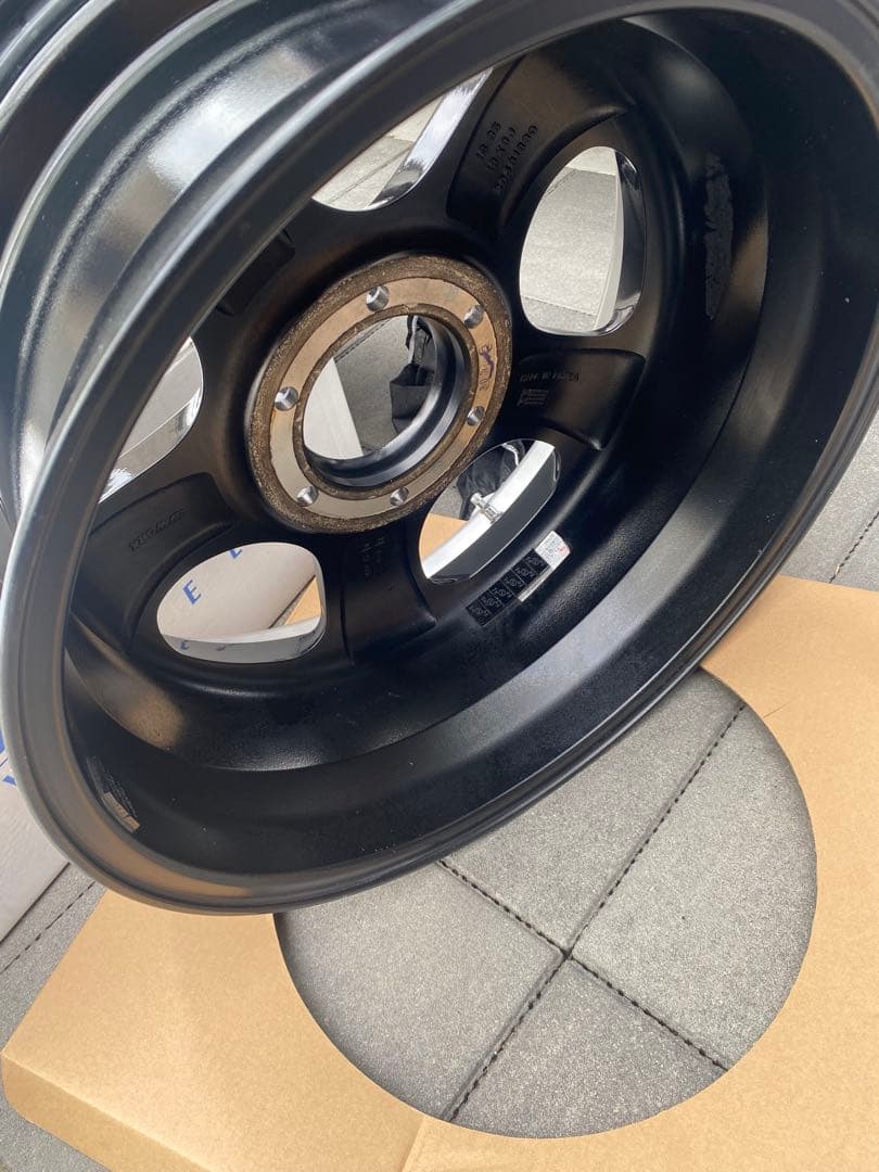 ハイエース200系　ワーク　エクストラップ　8j-18 OFF35 1本　中古