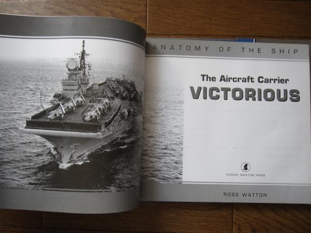 洋書 The Aircraft Carrier VICTORIOUS